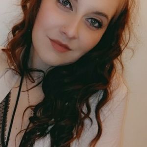 Meet your Posher, Carissa